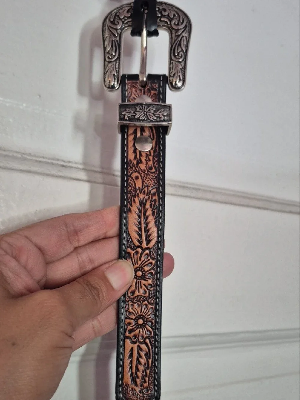 MYRA Floral Tooled Leather Western Belt - Brown & Silver